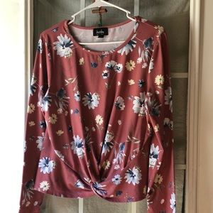 Long sleeved t shirt